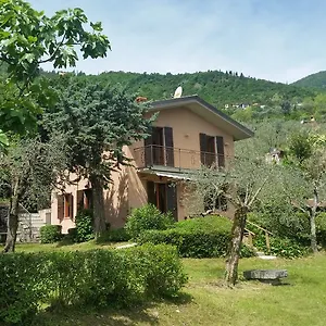 Casa Elisa Gargnano